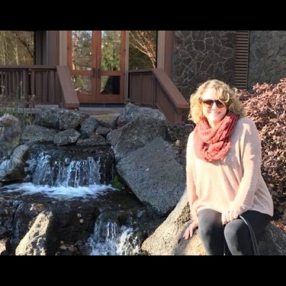 Meet your Posher, Judy - Picture 1 of 1